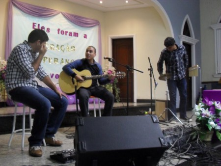 Tempo de Esperença[8]